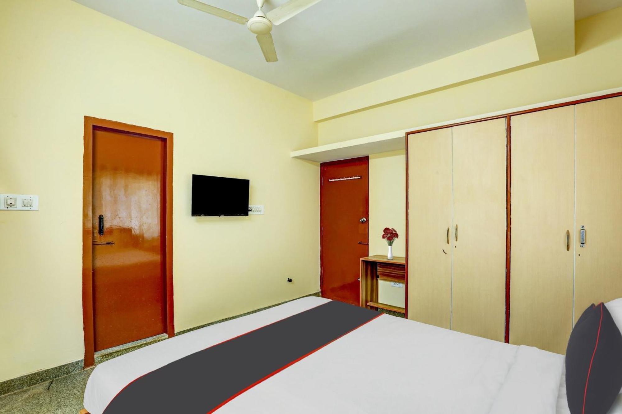 Collection O Relax Stay Apartments Bangalore Bagian luar foto
