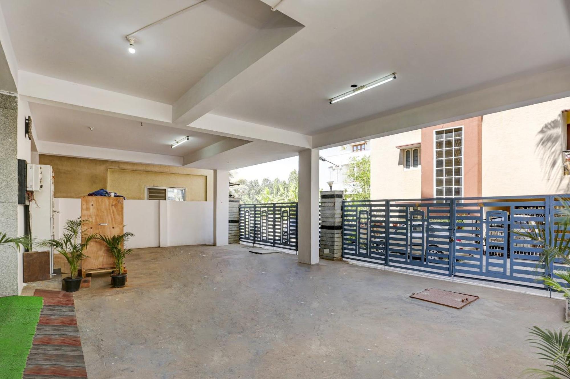 Collection O Relax Stay Apartments Bangalore Bagian luar foto